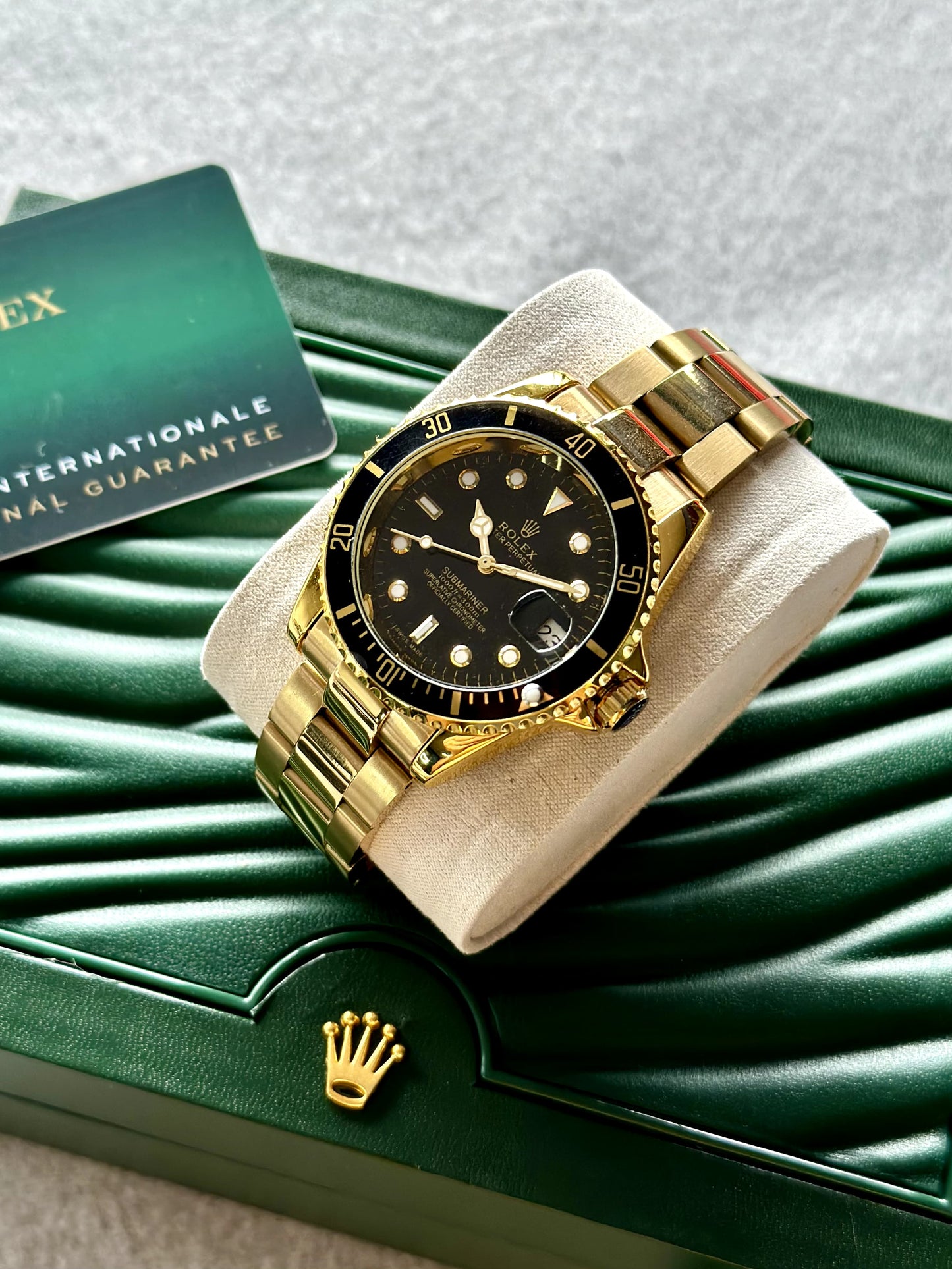 ROLEX Submariner GOLD