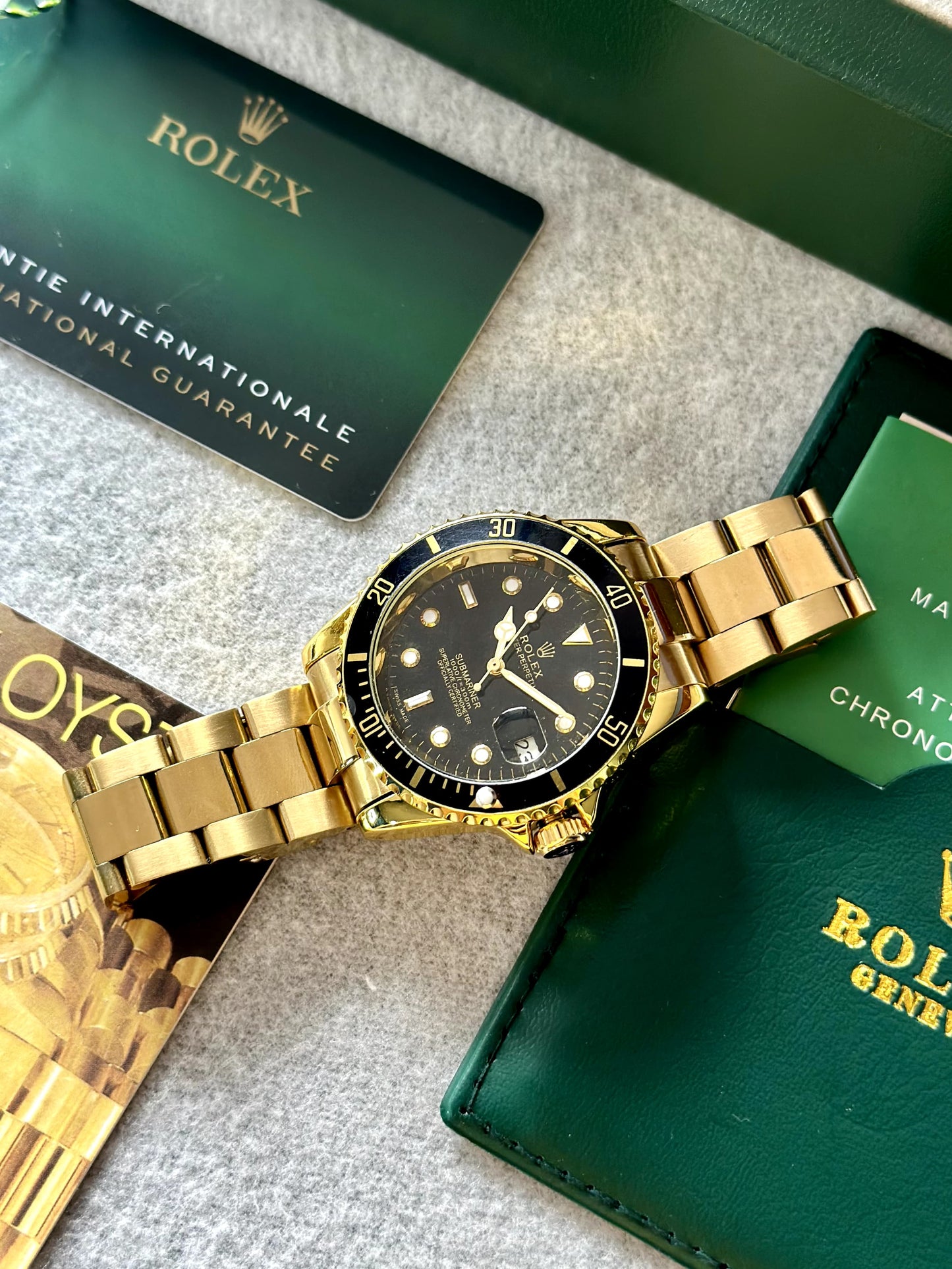ROLEX Submariner GOLD