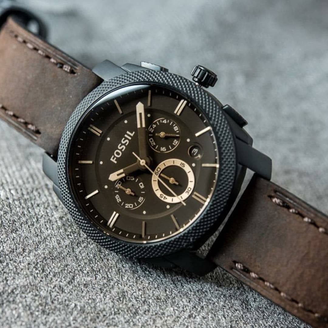 Fossil Classic