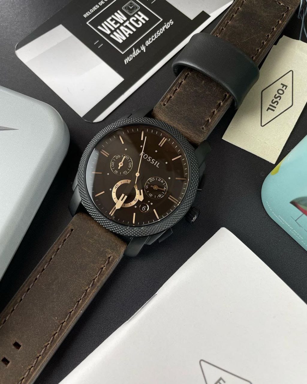 Fossil Classic