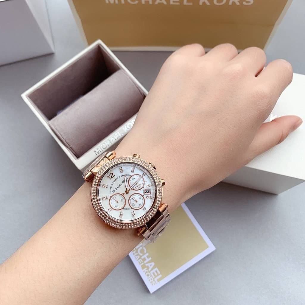 Michael Kors Luxury Gold