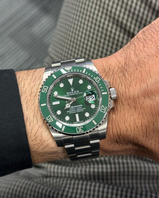 ROLEX Submariner Hulk